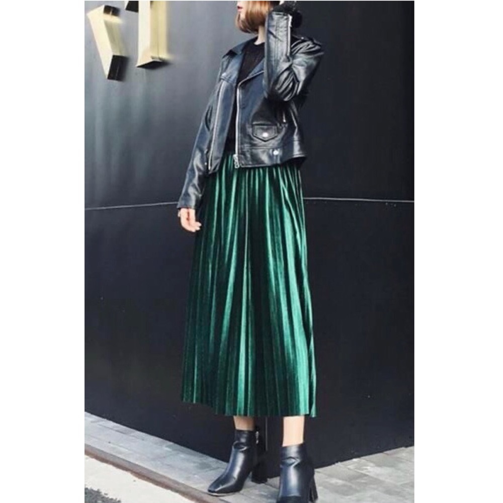 NWOT Velvet Pleated Midi Skirt